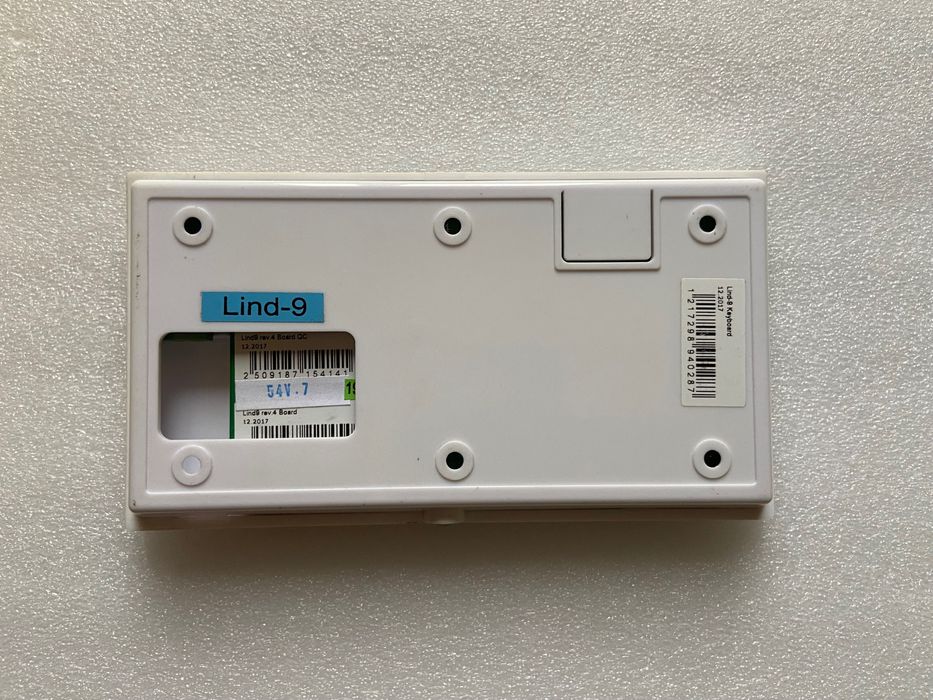 Клавіатура Лунь Лінд-9 (Lind-9)