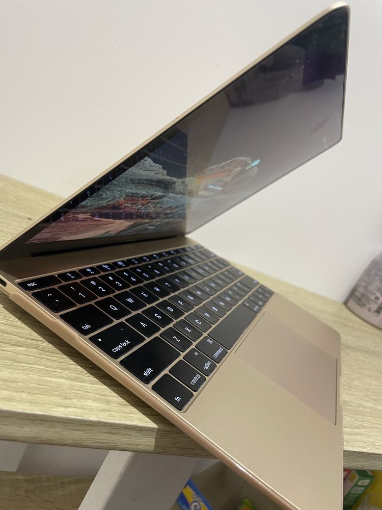 Vendo Macbook excelente estado