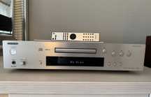Odtwarzacz CD ONKYO C-7030