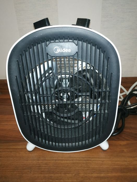 Тепловентилятор  Midea