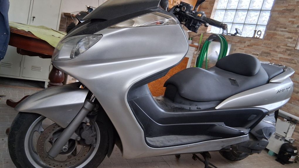 Yamaha Majesty 400