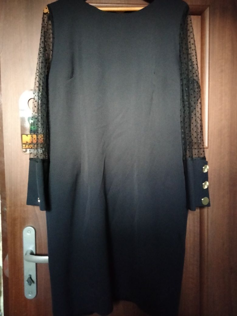 Sukienka czarna M&M 46