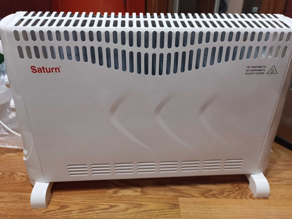 Конвекційний обігрівач Saturn ST-HT3004K Black