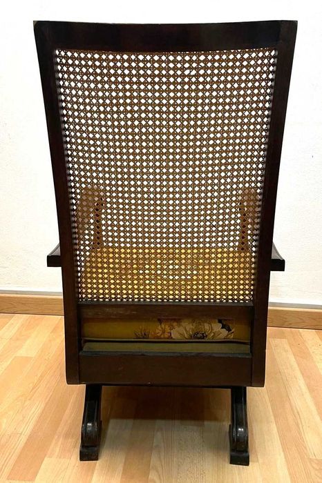 Poltrona oscilante, Cadeira de baloiço, antiga impecável