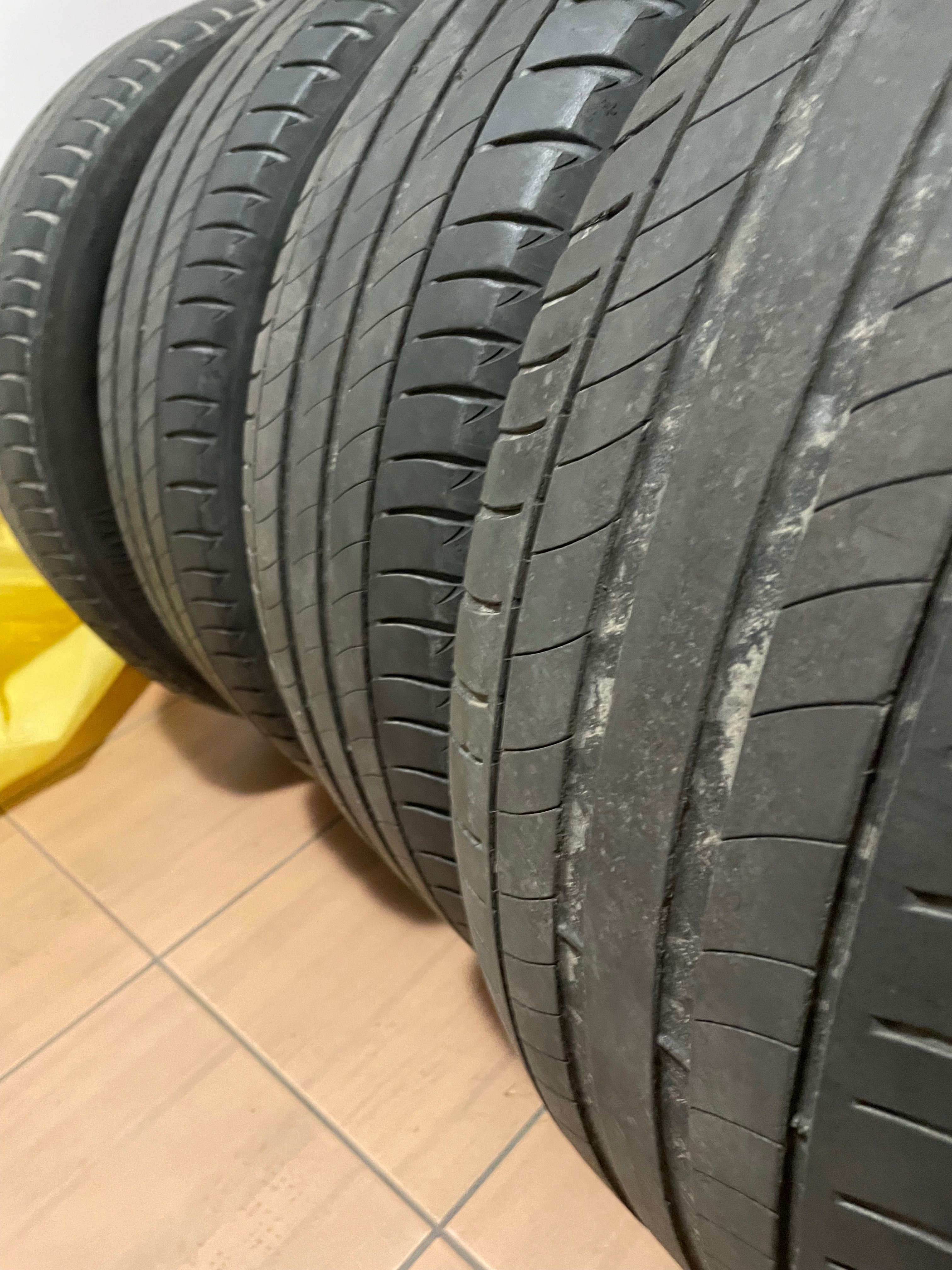 Opony letnie Michelin 215/55 R17