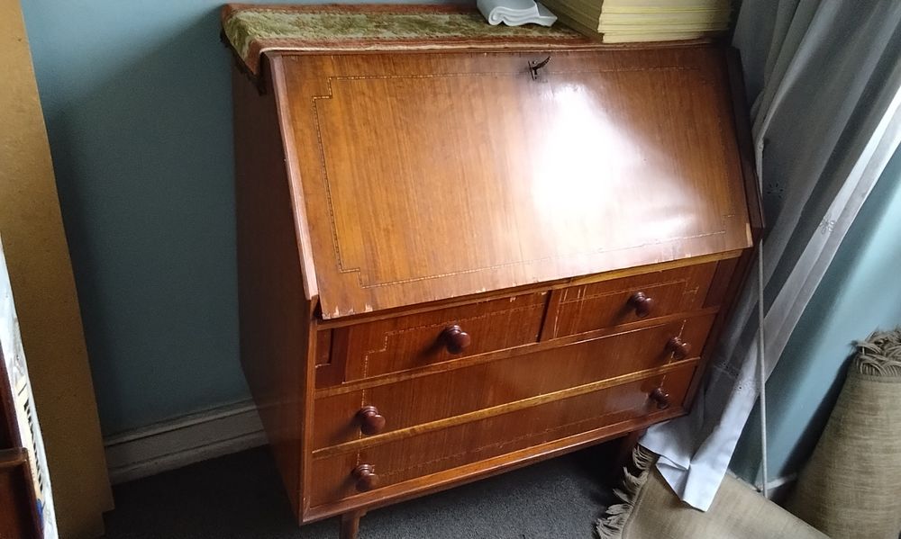 MOBÍLIA  -Quarto de casal completo com escrivaninha