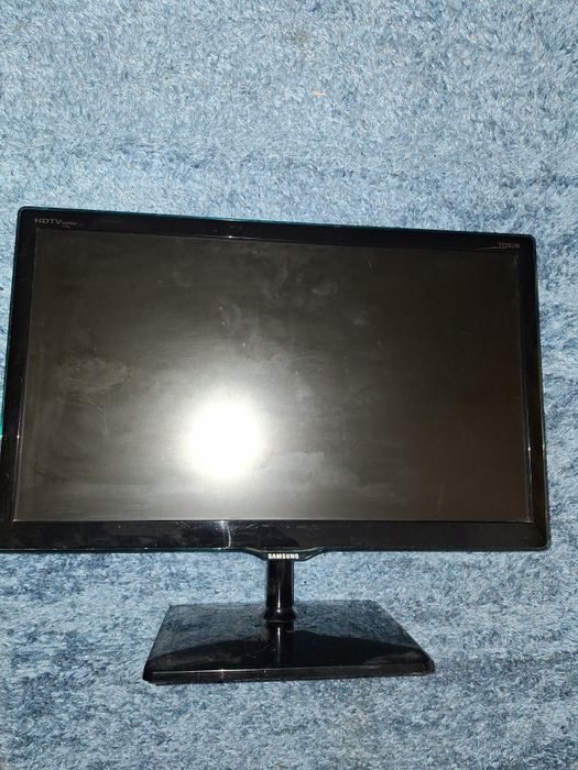 Monitor/TV Samsung 22" Full HD – Versátil, Estado Bom