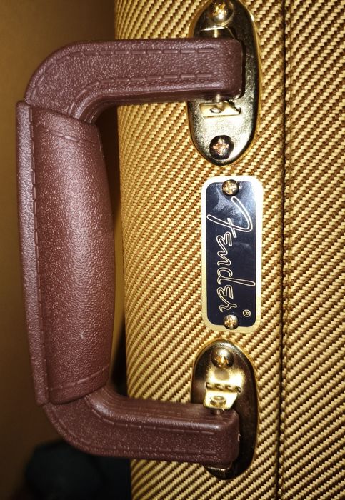 Futerał case Fender twardy