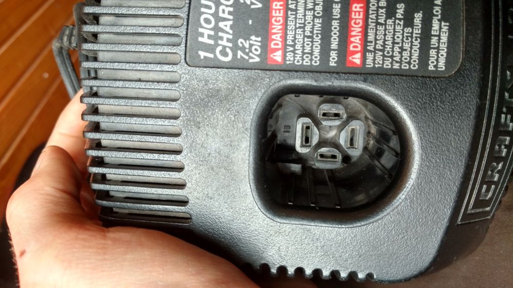 Зарядка craftsman