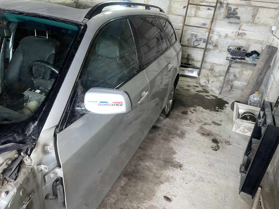 Бмв е61 після дтп М-обвісі по запчастинах