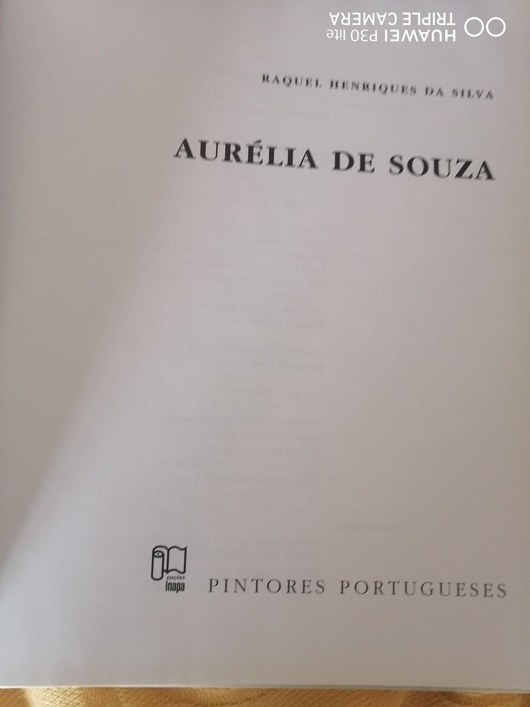 Livro  "Aurélia de Souza "