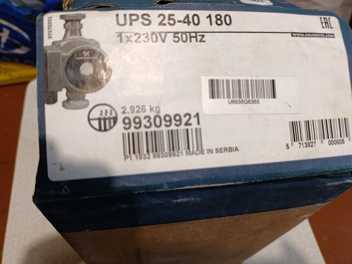 Циркуляционный насос Grundfos UPS 25-40 180