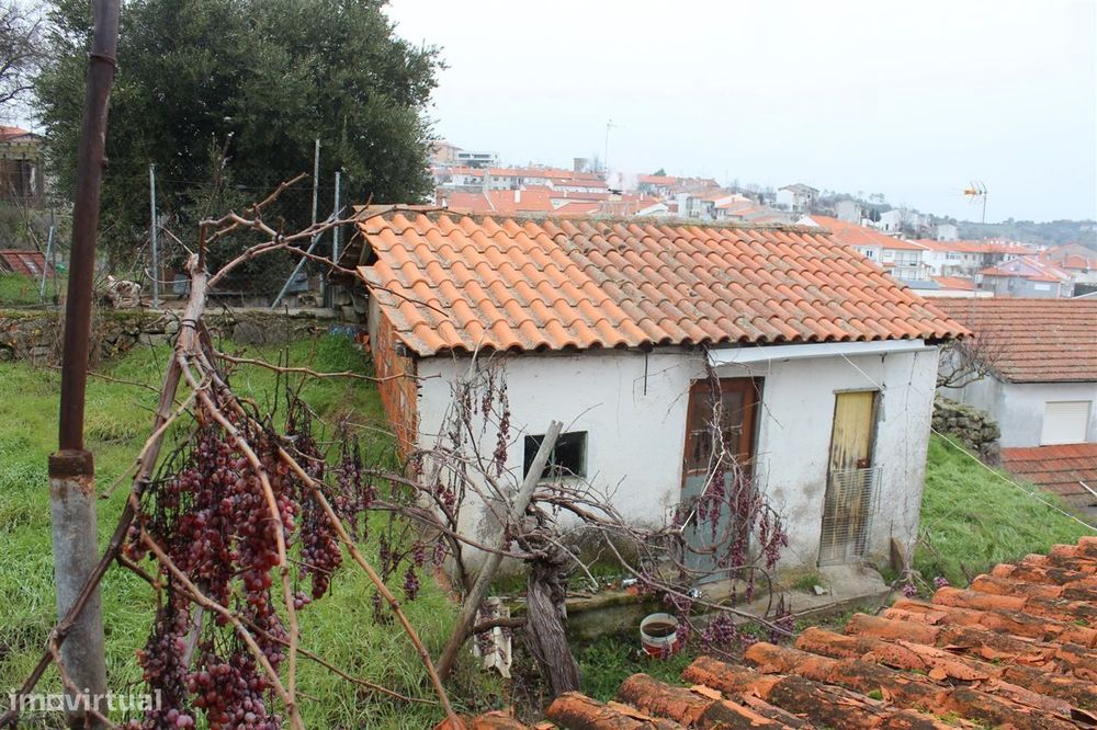 Moradia T3 Venda em Miranda do Douro,Miranda do Douro