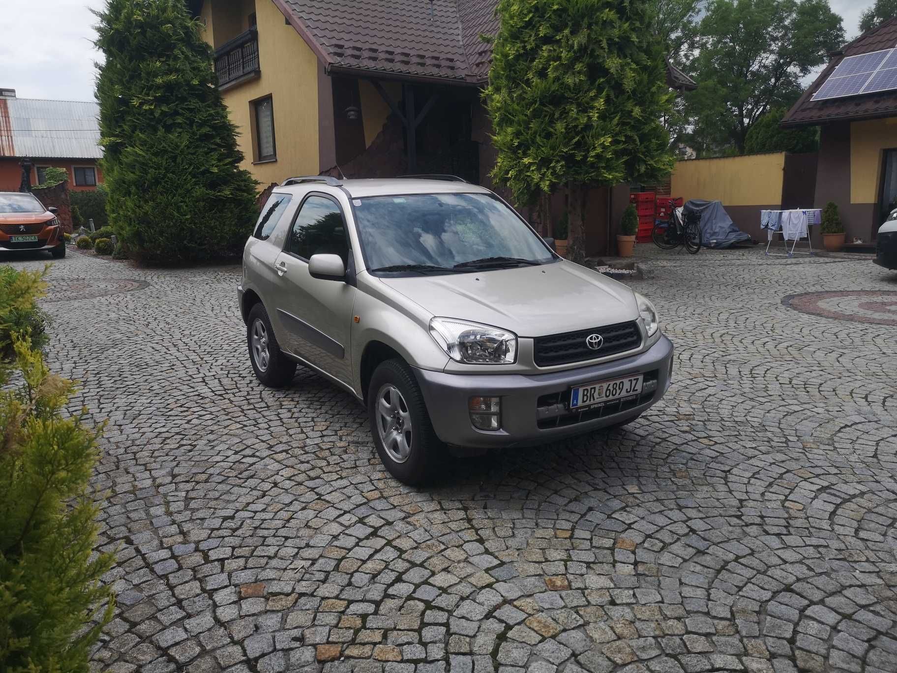 RAV 4  4X4    BEZ KOROZJI  2.0 150ps SERWIS