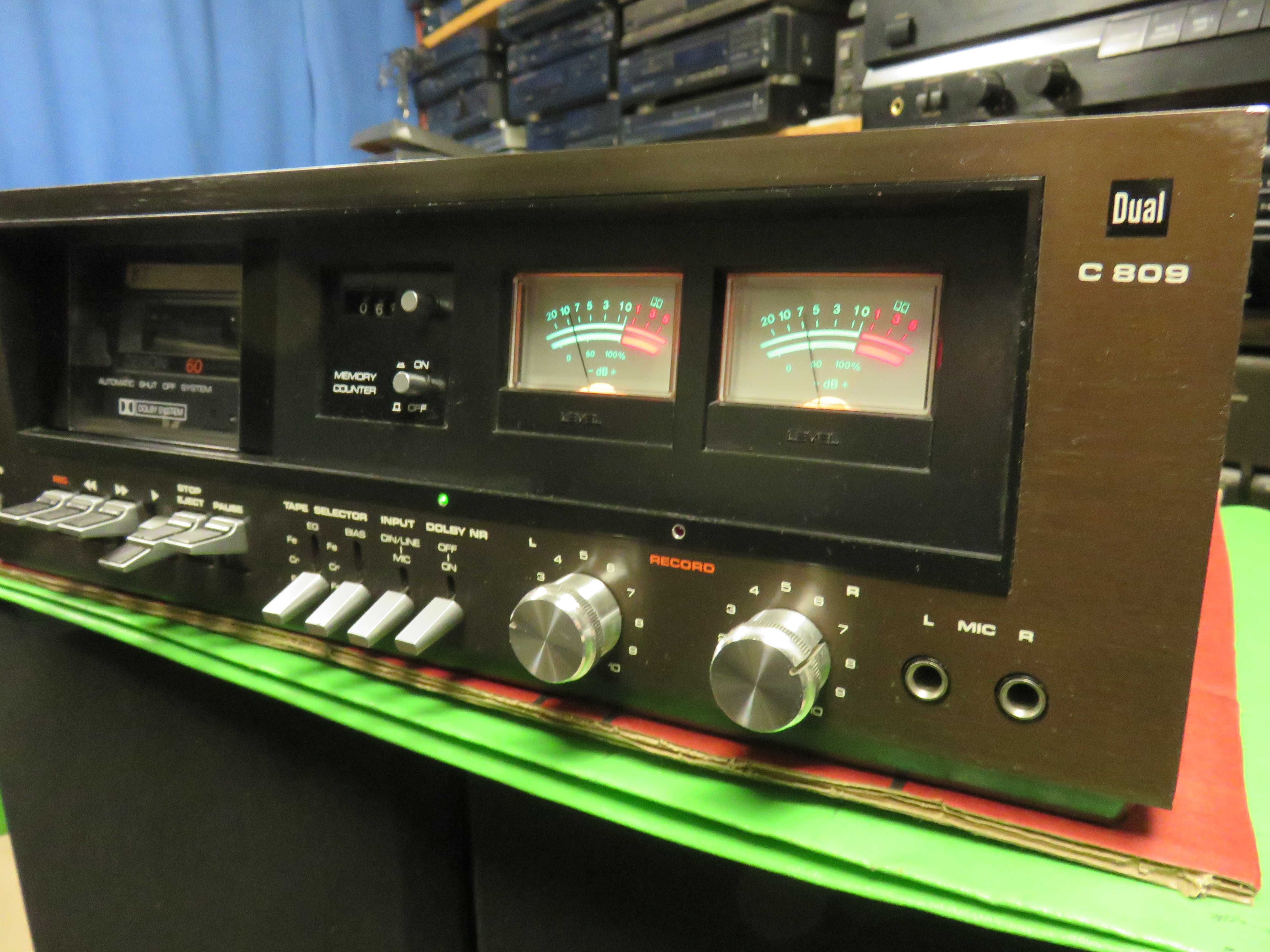 Magnetofon Dual C-809