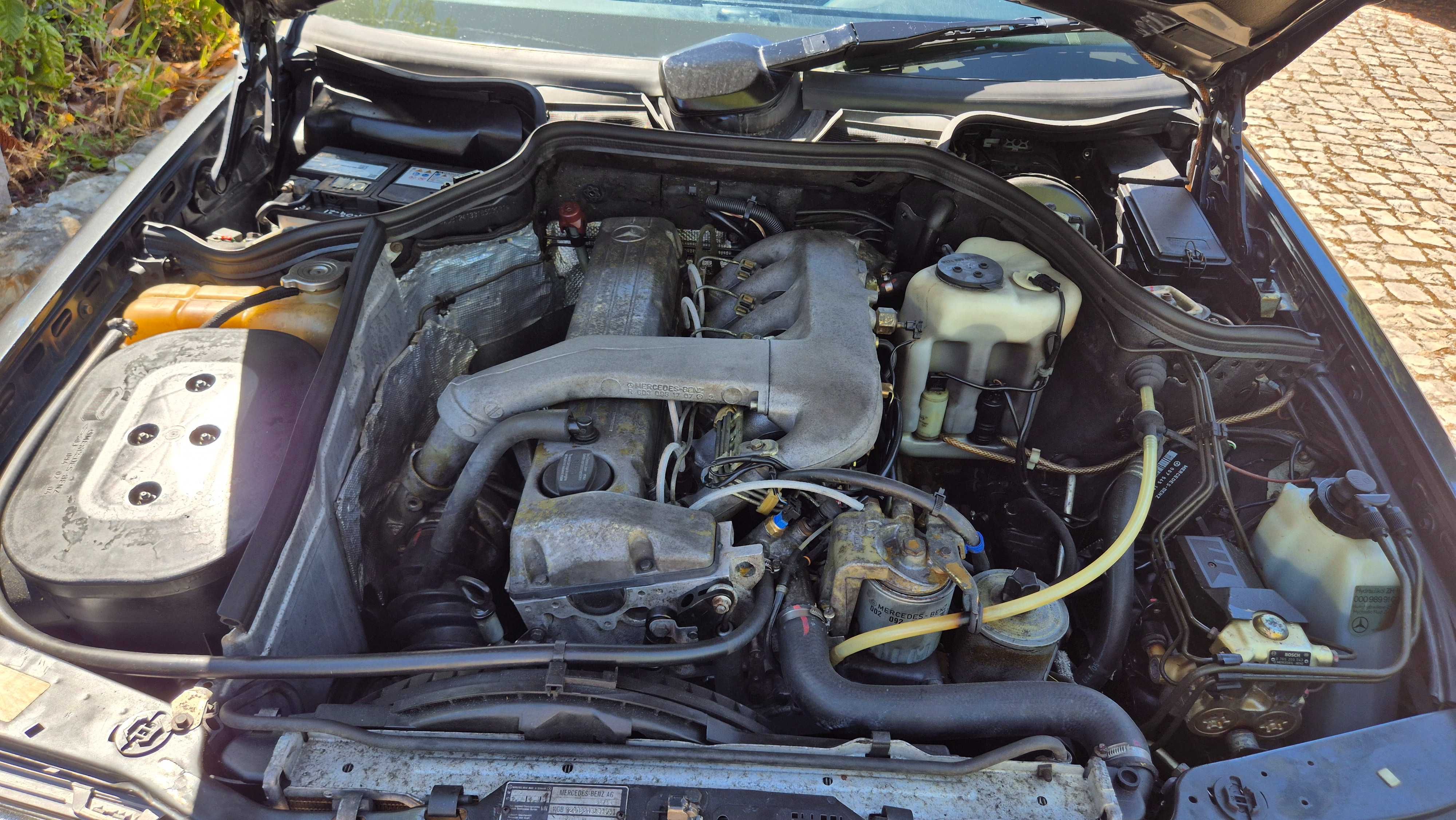 Mercedes 300D Turbo W124