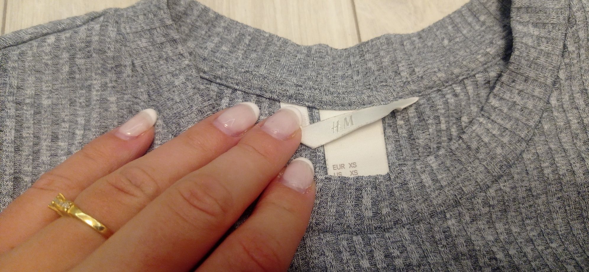 Bluzka w prążki H&M z krótkim rękawem rozmiar XS