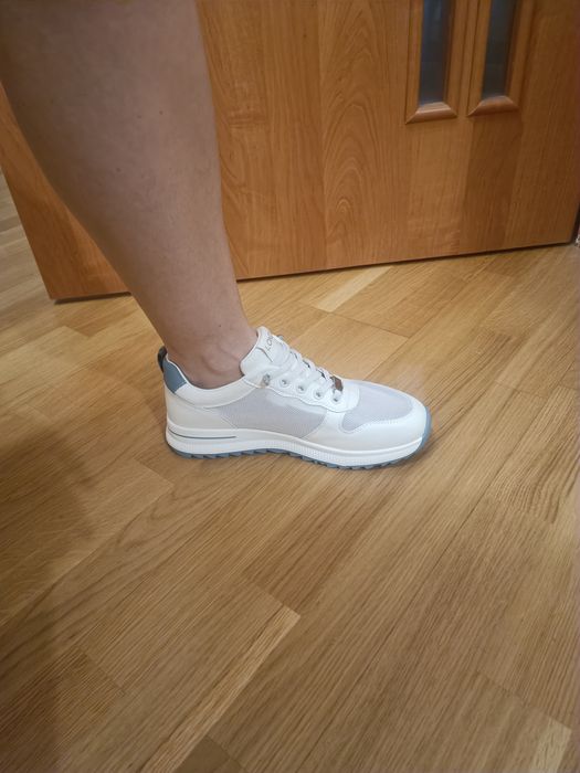 Кросівки Lonza 39р