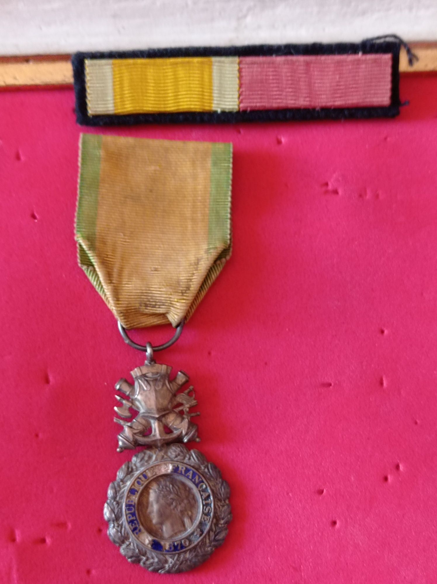Medalhas militares com caixa