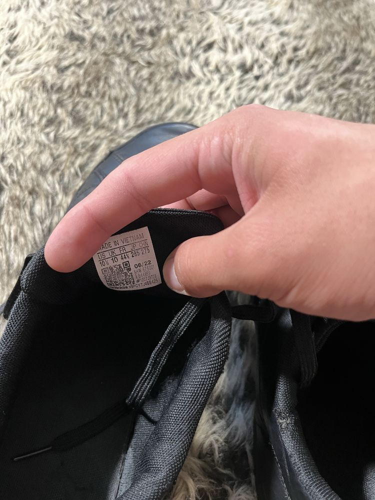 Кросівки adidas pase
