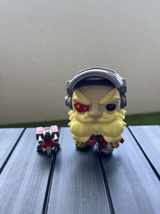 Figura FUNKO Pop Games: Overwatch S4 - Torbjörn
