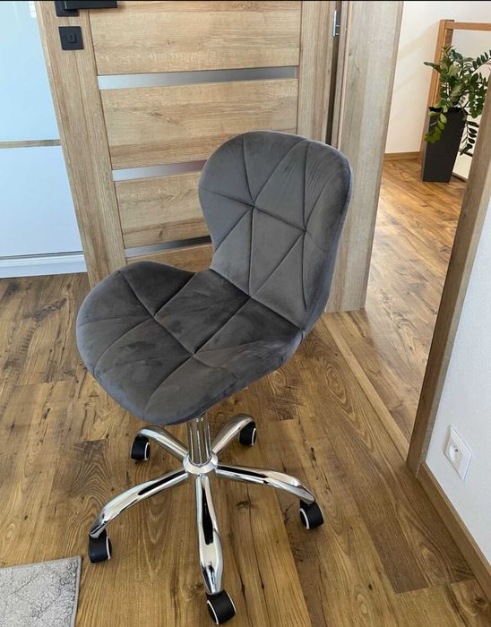 кресло компьютерное diamond для бьюти мастера в салон крісло