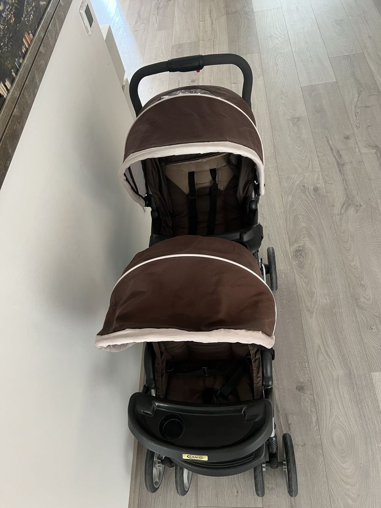 Carrinho gemeos Graco com accesorios incluidos