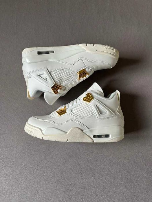 Buty-Trampk- Jordan 4 Retro Metallic Gold R.41