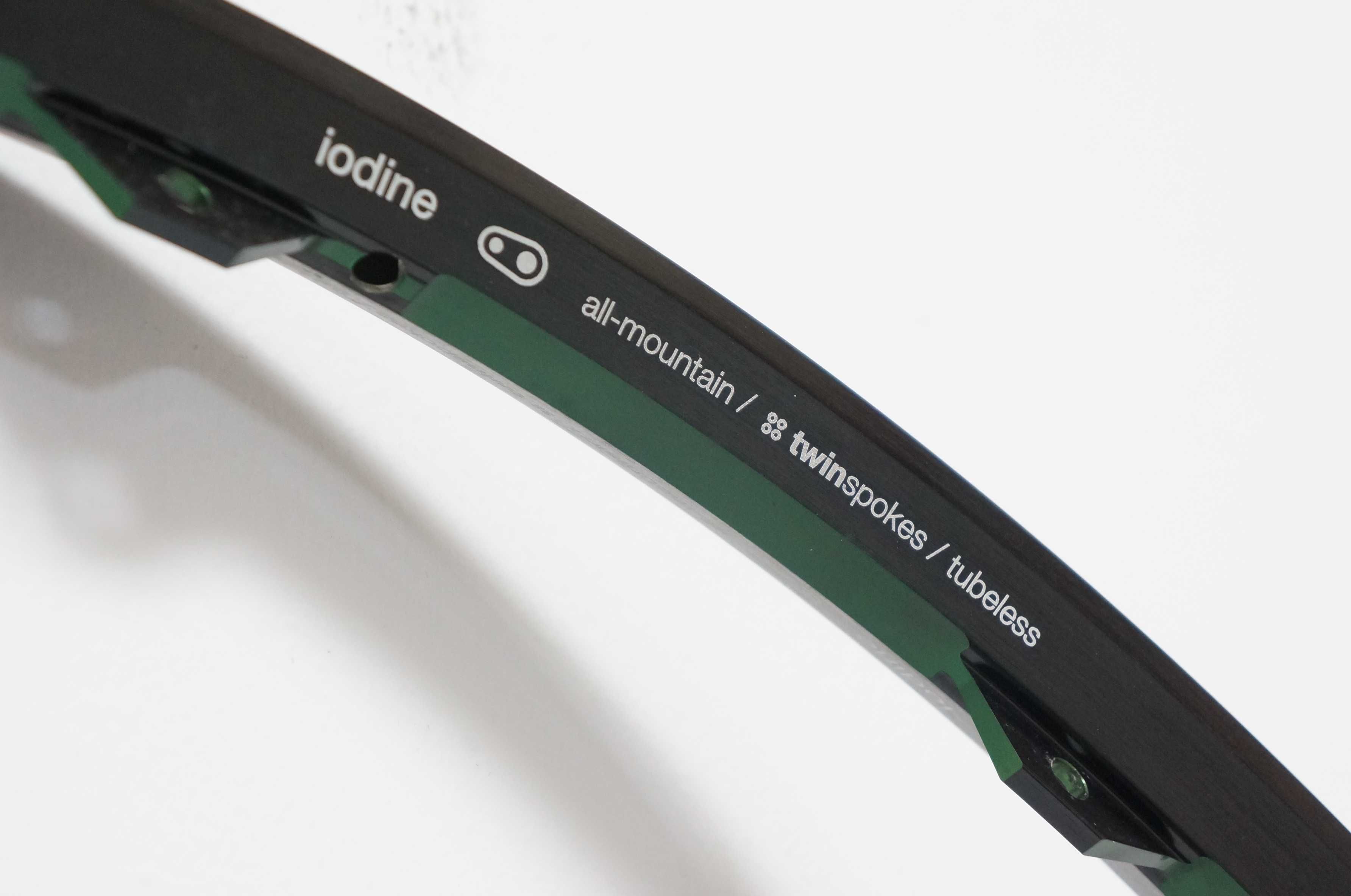 Obręcz Crank Brothers V21 Black/Green (Iodine 3 2nd Generation)