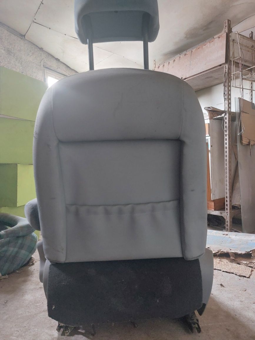 Banco dianteiro para Citroën C3