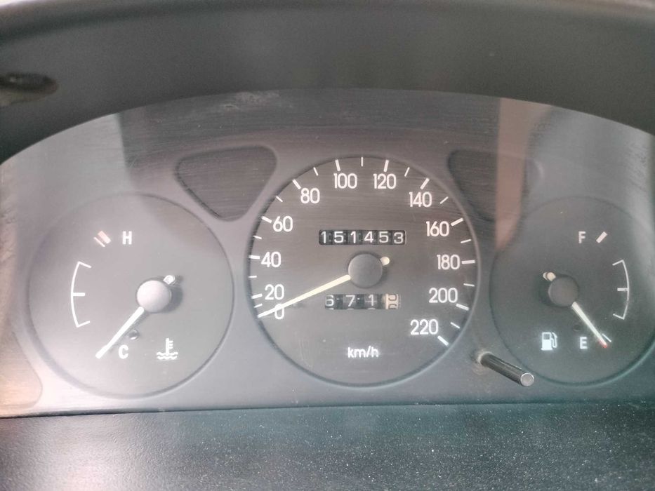 Продам део сенс,2004