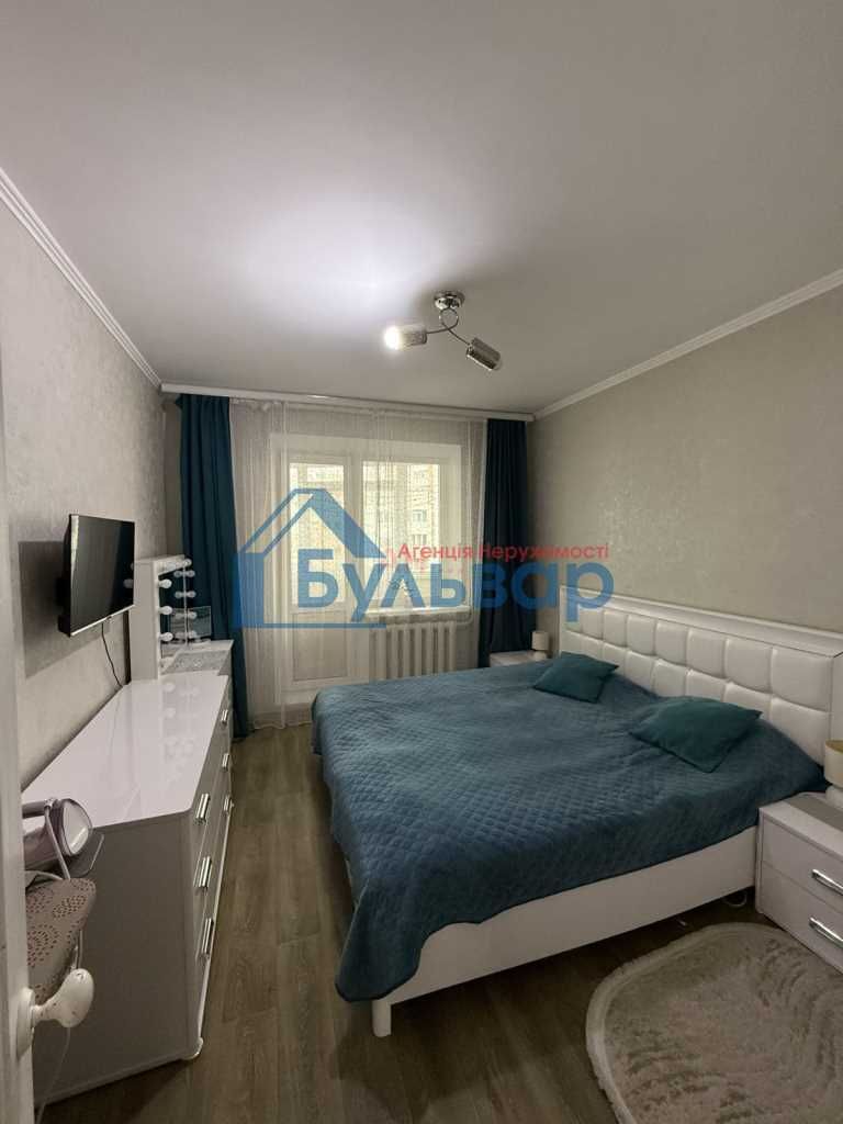 3к квартира, Левада, окремі кімнати, з косметикою, 8/9 поверх!
