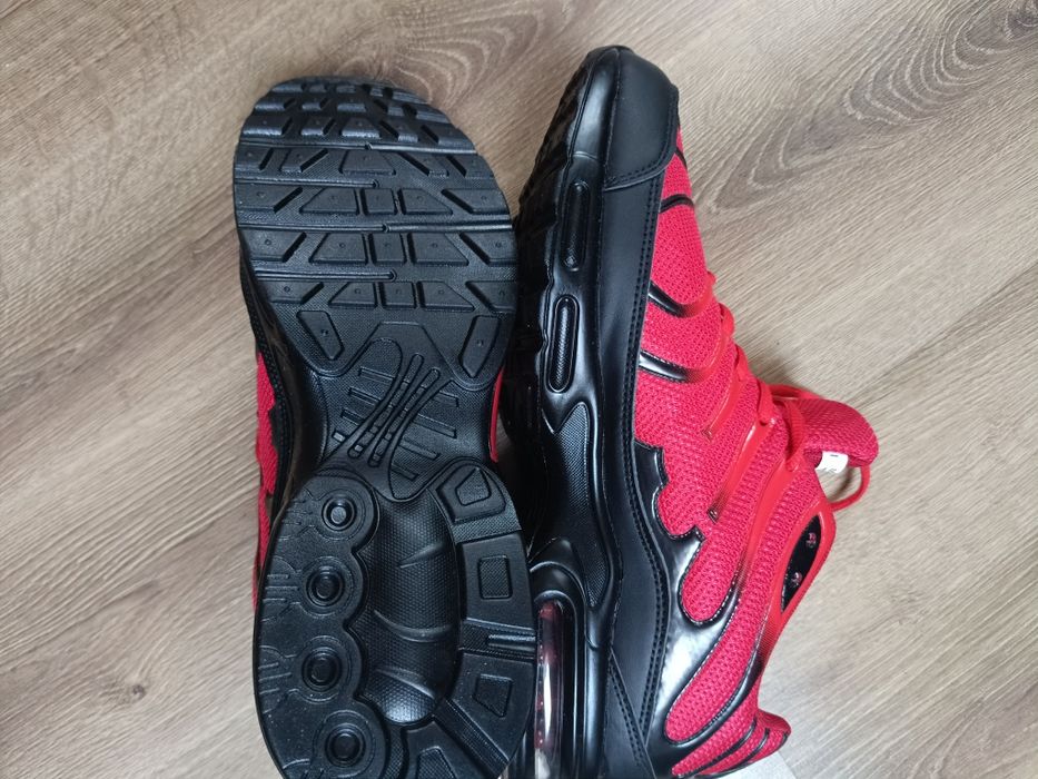 Buty sportowe męskie 45