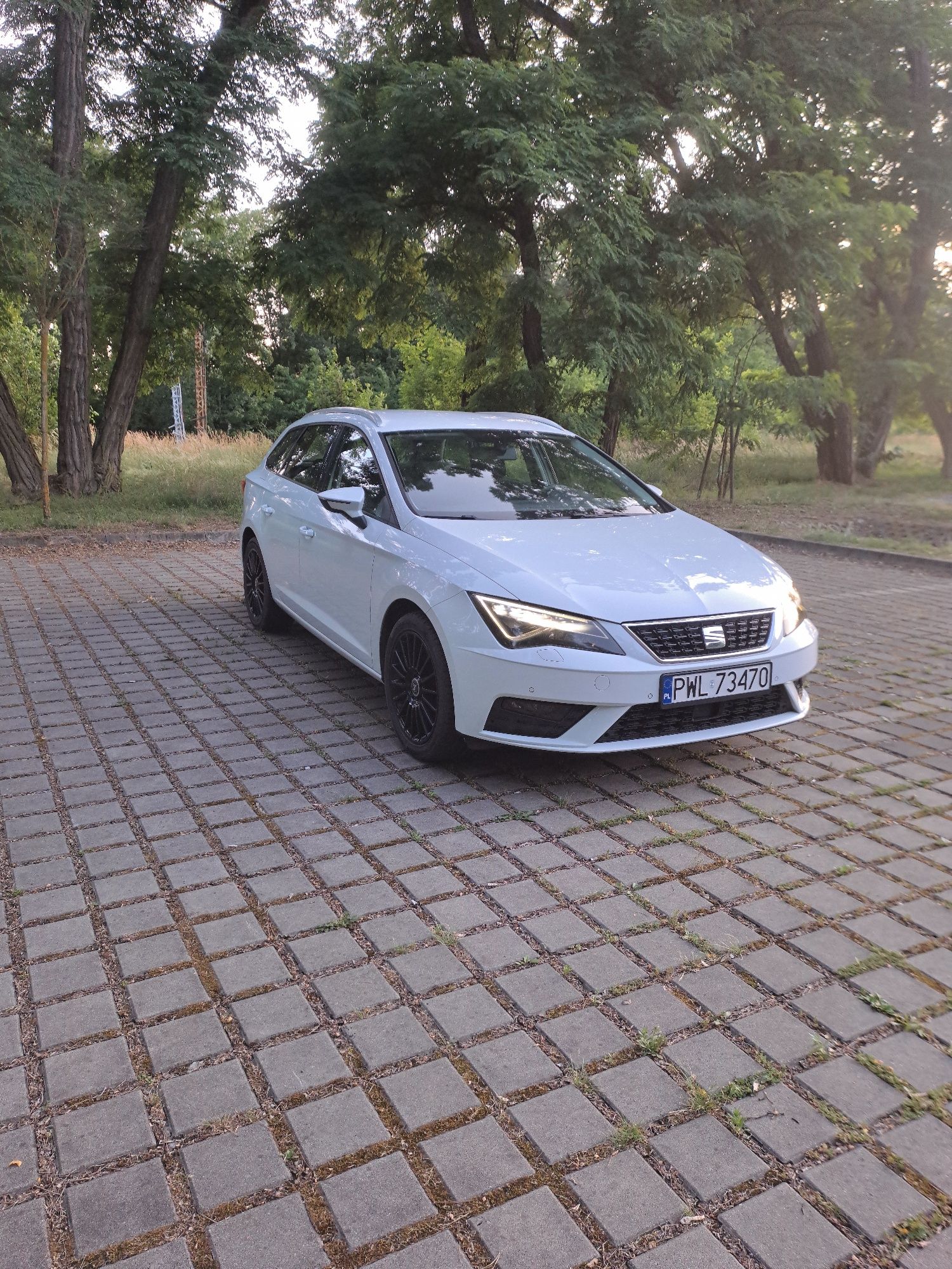 Seat Leon 3 5f III ST LED LS9R wideoprezentacja.