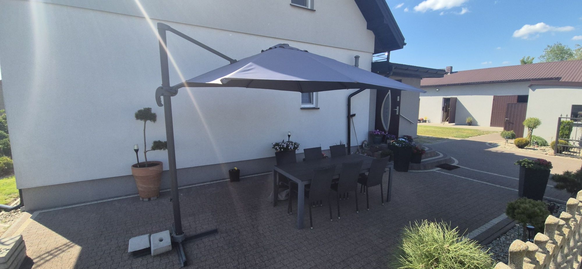 Parasol ogrodowy solidny 3m. x 3m. Na jednej nodze