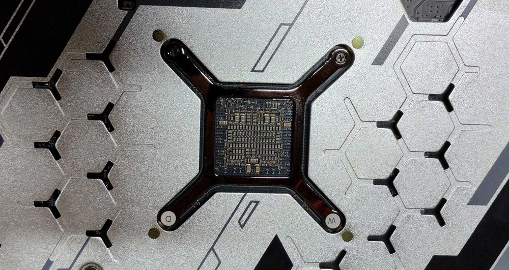 Відеокарта AMD Radeon 5700 xt nitro+ 8 ГБ