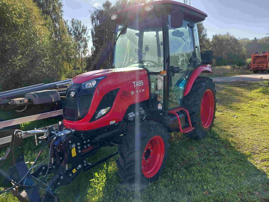 TYM T495  Ciągnik TYM T495 z kabiną, na gwarancji, nieużywany, wraz z osprzętem