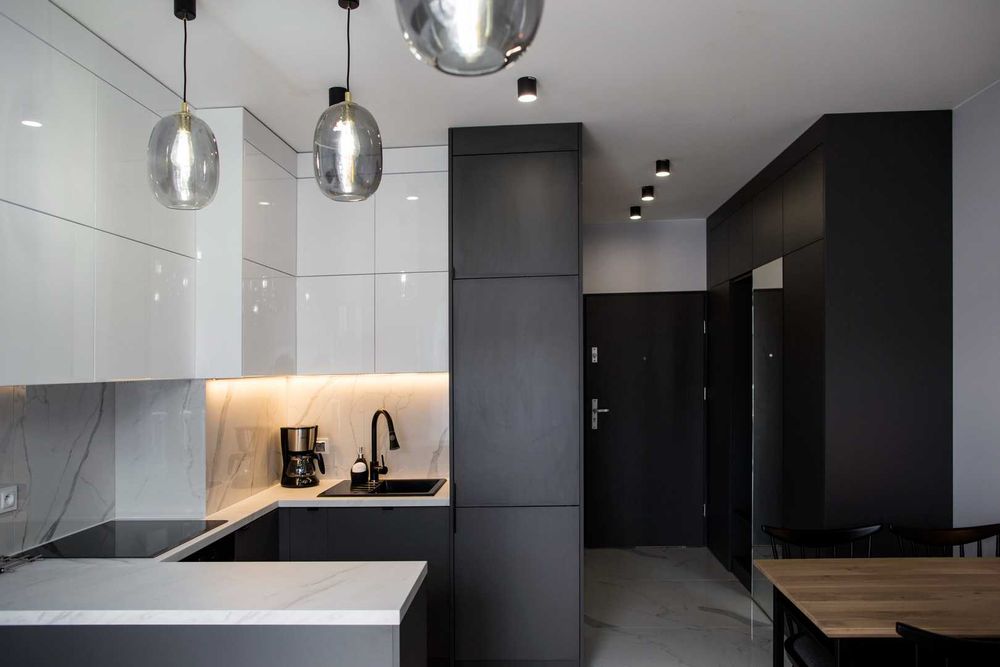 Komfortowa kawalerka z balkonem przy Galerii Łódzkiej, Kilińskiego 142