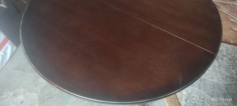 Stół okrągły po renowacji