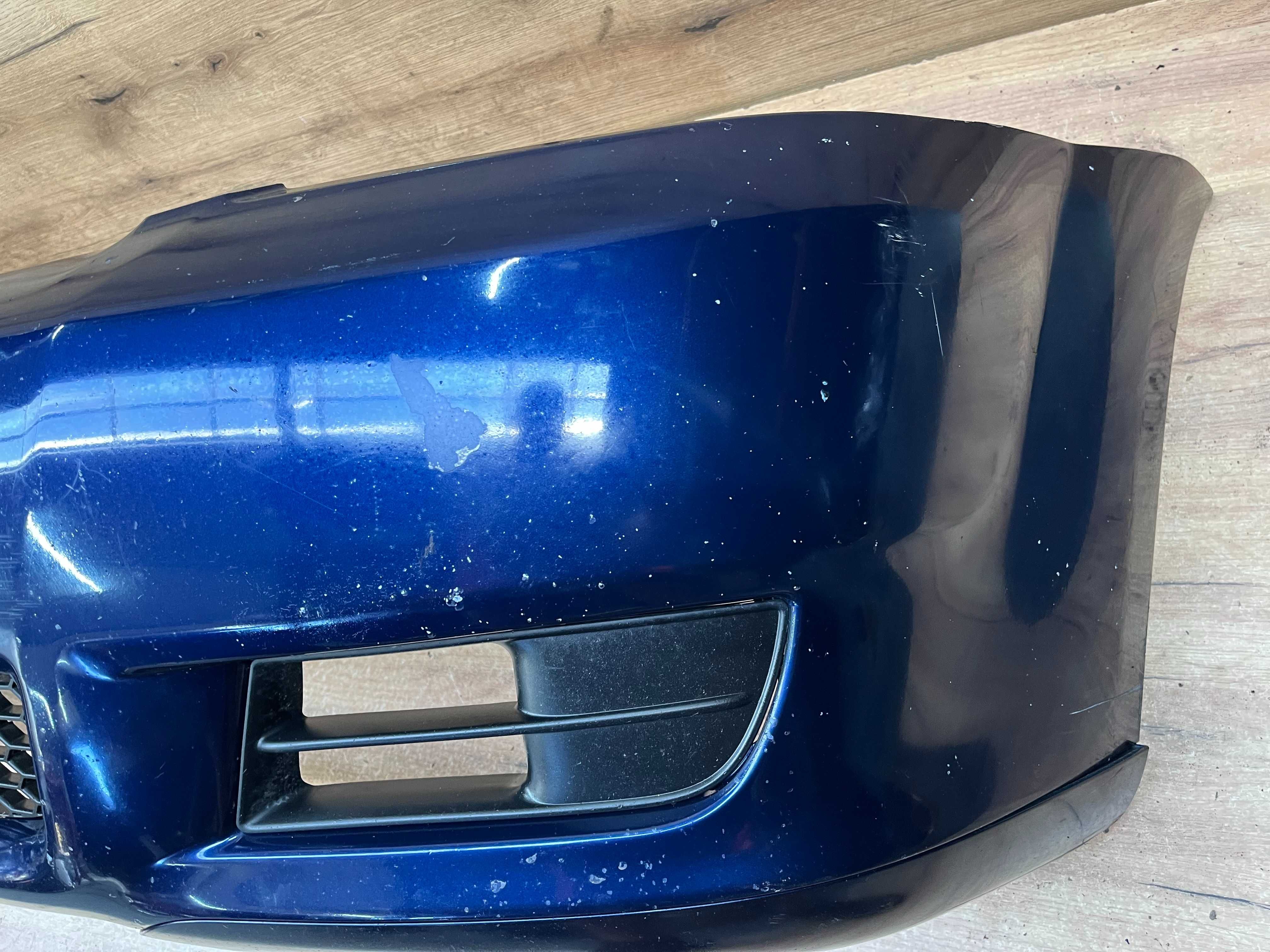 Zderzak przedni Toyota Corolla Verso kolor 8p4