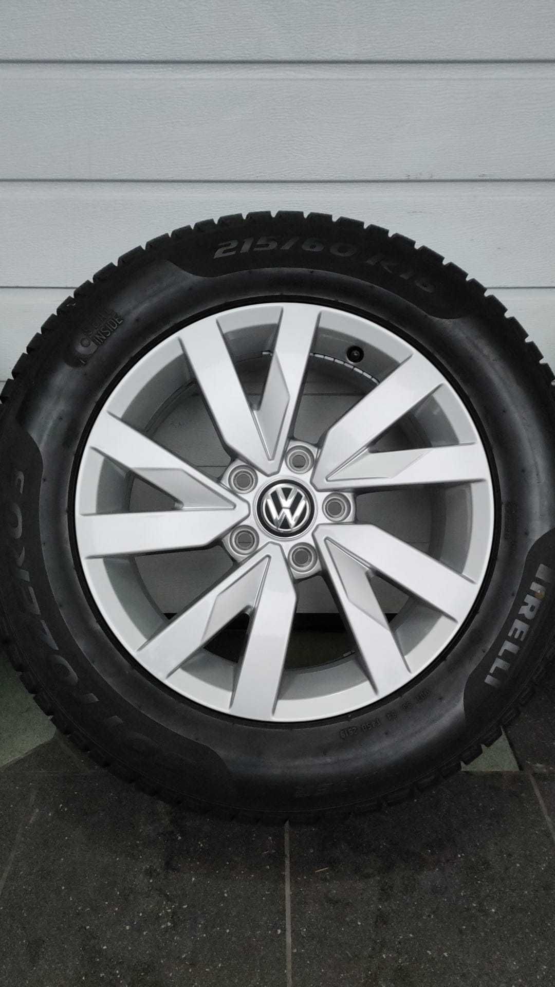 Koła 16' VW Passat B8 5x112 opony zima 215/60/16 Pirelli (OL1546)
