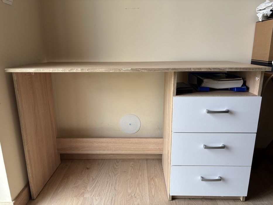 Secretária de madeira com 3 gavetas