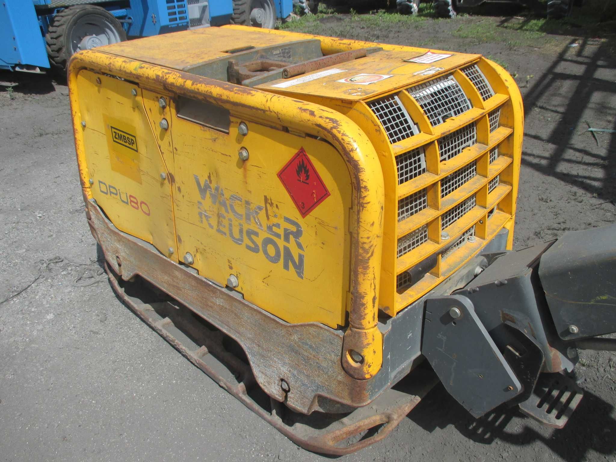 Zagęszczarka rewersyjna 750 kg Wacker Neuson DPU 80 Lem670
