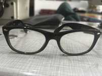 Óculos de leitura (armação rayban)