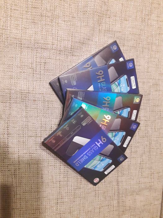 Продам чехол на айфон 7+70гр