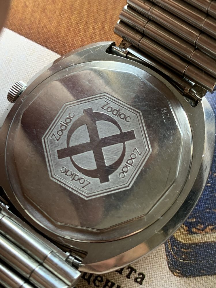 Zegarek vintage  Zodiac Astroquartz 70’ stalowka 38,5mm esa .940.111