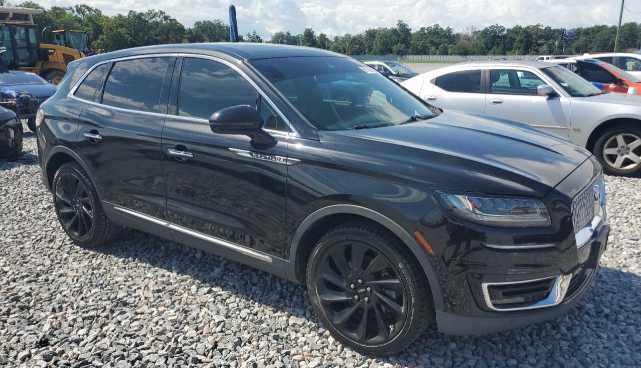 2019 Lincoln Nautilus Reserve