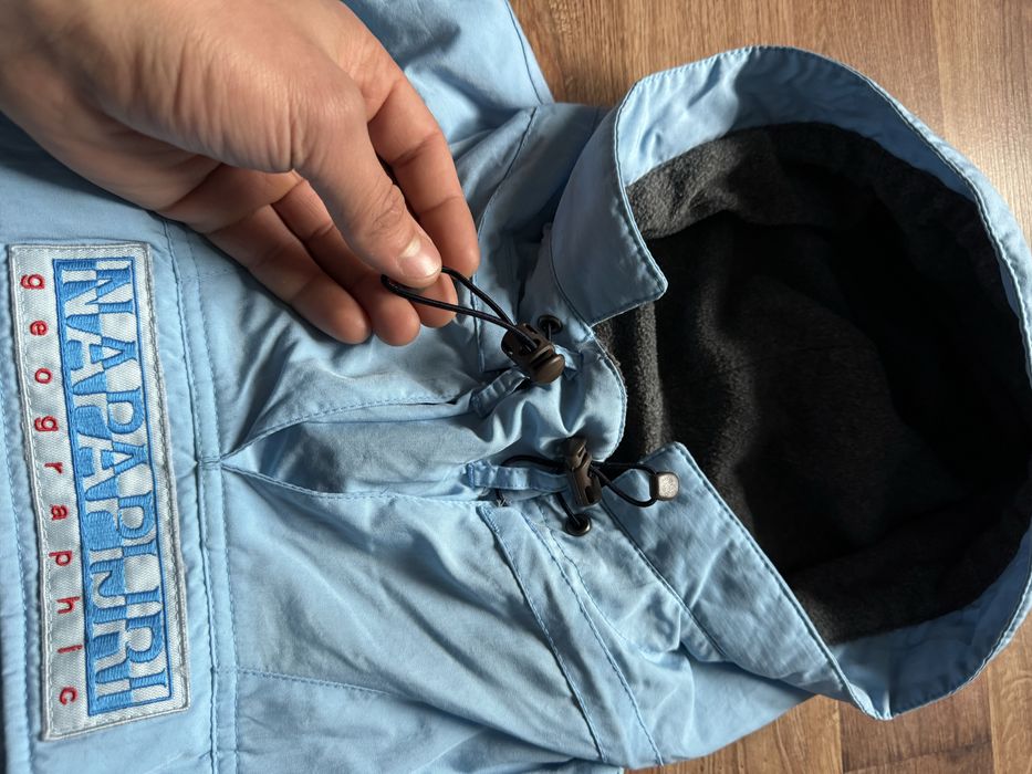 блакитна куртка-анорак Napapijri Skidoo