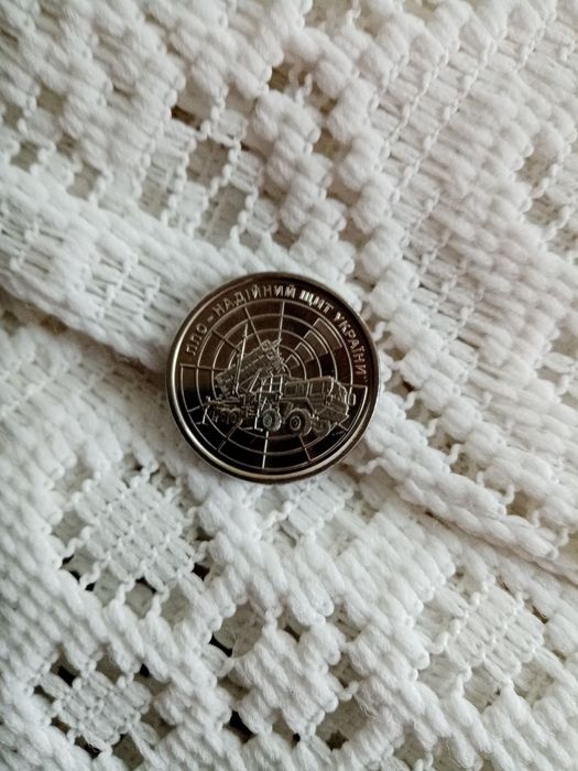 Продам монету зсу
