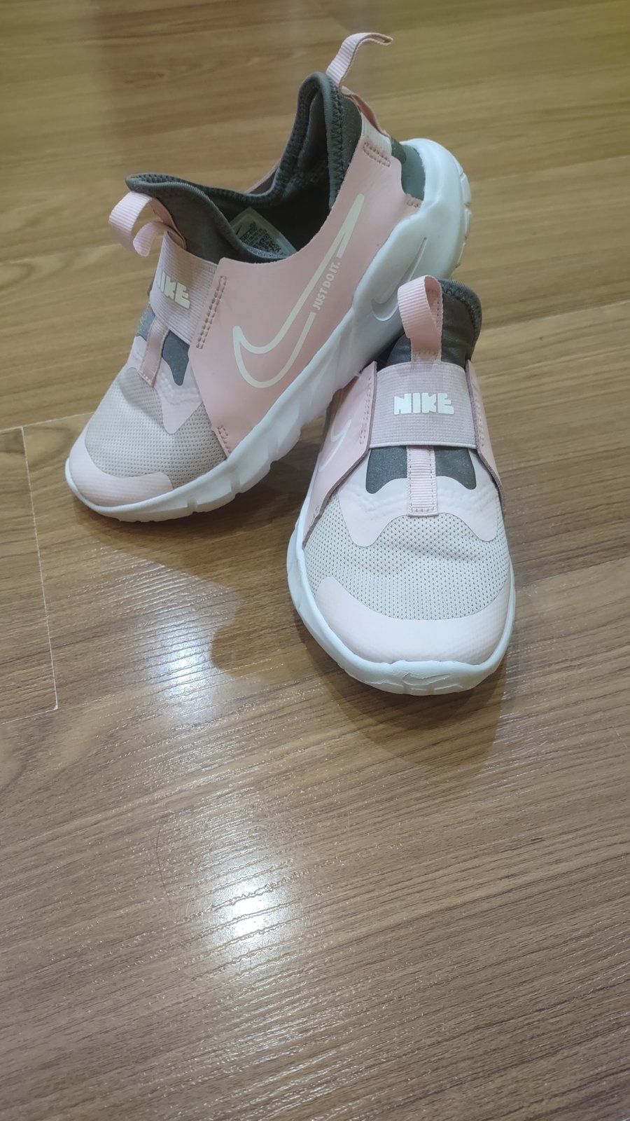 Взуття Кросівки Nike 34 р